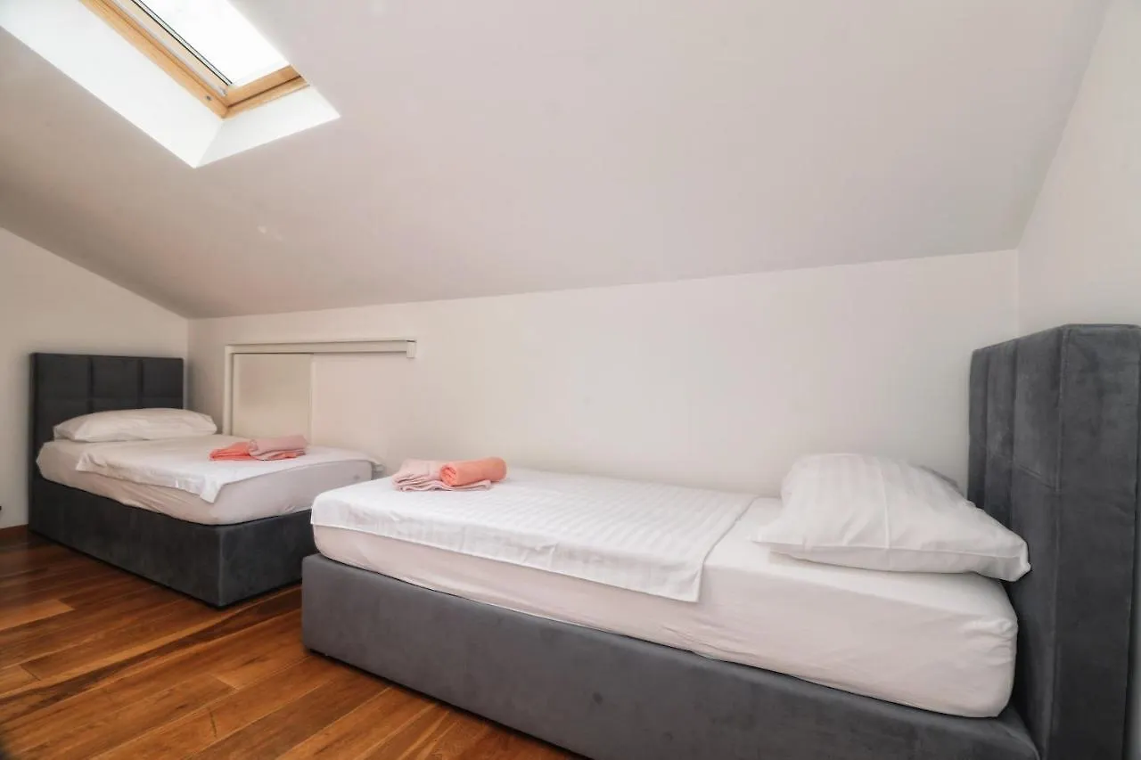 Kseni Accommodation Rovinj 3*,  Kroatien