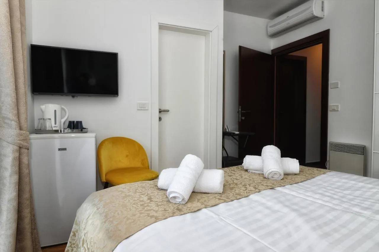 Kseni Accommodation Rovinj Guest house